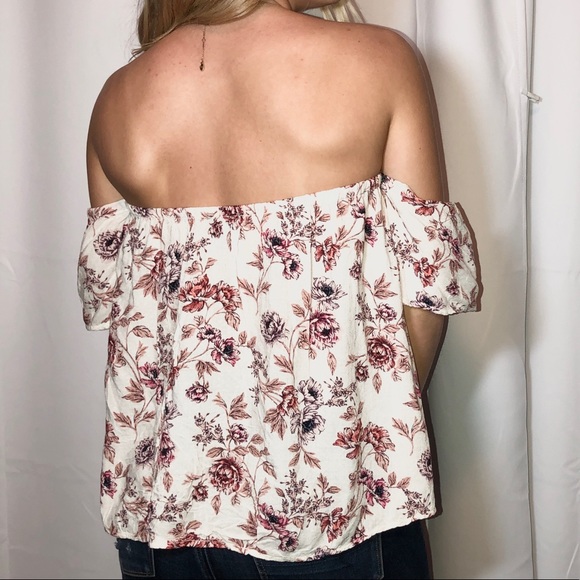 - WHITE/ PINK FLOWERY OFF THE SHOULDER TOP - - Picture 2 of 4